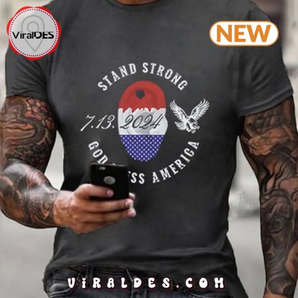 Trump Stand Strong God Bless America ​​Print T-Shirt