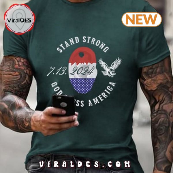 Trump Stand Strong God Bless America ​​Print T-Shirt