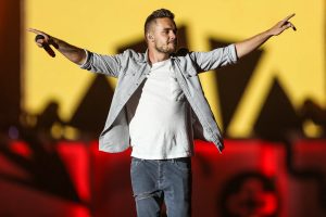 The Tragic Passing of Liam Payne at Age 31: A Tribute from Fans Worldwide