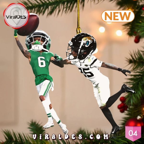 DeVonta Smith Ornaments