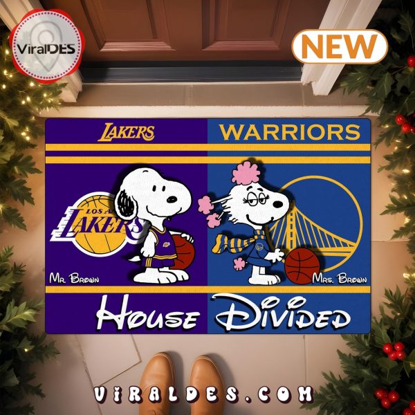 Snoopy x Fifi House Divided Custom Doormat