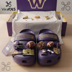Washington Huskies Crocs With Charms Clogs