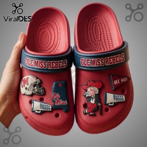 Ole Miss Rebels Crocs with officially licensed charms. Comfortable & stylish way to show your team spirit!