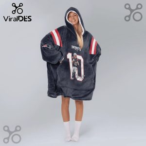 Oversized wearable blanket hoodie featuring Patriots logo and player Mac Jones #10!