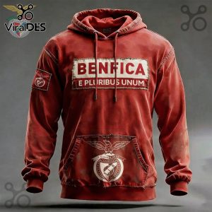 Red Benfica hoodie with the text 'BENFICA E PLURIBUS UNUM' and the SLB crest.!