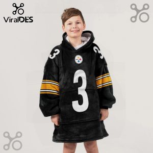 Black oversized hoodie with a football jersey design, number 3, and Pittsburgh Steelers logo!