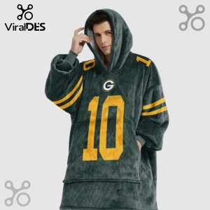 Oversized hooded blanket with number 10 and the letter G in green and yellow.!