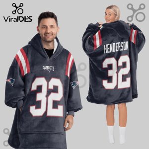 Patriots Oodie featuring the team logo and the number 32, with a customizable name on the back.!
