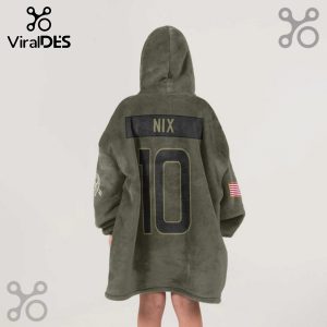 Oversized hoodie blanket, back view, reads 'NIX' and '10' with US flag on sleeve.!