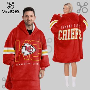 Kansas City Chiefs Oversized Sherpa Lined Wearable Blanket Hoodie