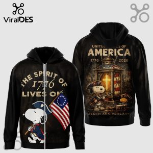 Black hoodie with Snoopy & Woodstock design. Text: 
