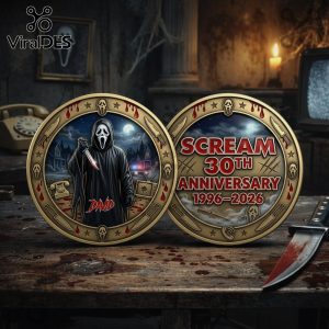 Scream 30th Anniversary coin! Features Ghostface, knives, blood drips, and 1996-2026 text!