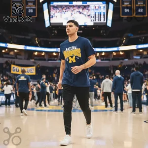 Navy blue t-shirt, retro yellow text NATIONAL CHAMPIONS M 20 26 design!