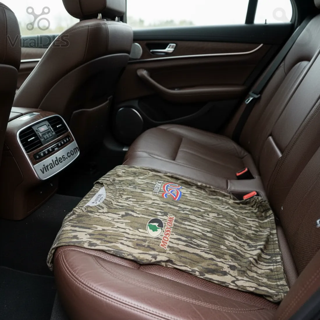 America 250th Anniversary Turkey Hunter Distressed Flag Camouflage T-Shirt