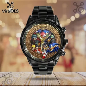 Black metal Sonic the Hedgehog 35th anniversary watch featuring a gold dial with character art and luminous gold hands.!