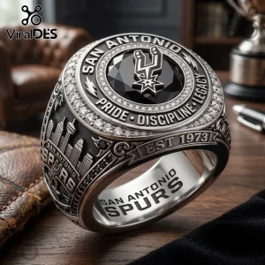 San Antonio Spurs championship-style ring with black center stone, silver emblem, and engraved city skyline text.!