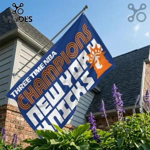 New York Knicks blue and orange flag with Three Time NBA Champions text and a Statue of Liberty icon on a flagpole.!