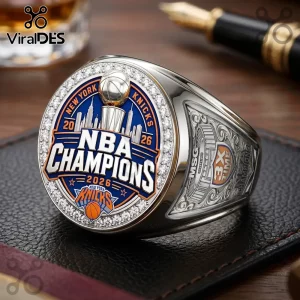 Silver New York Knicks 2026 NBA championship ring with blue enamel, crystals, basketball trophy, and MSG engraving.!