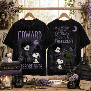 Edward Scissorhands x Snoopy Halloween black T-shirt featuring front and back gothic graphic prints on wooden hangers.
