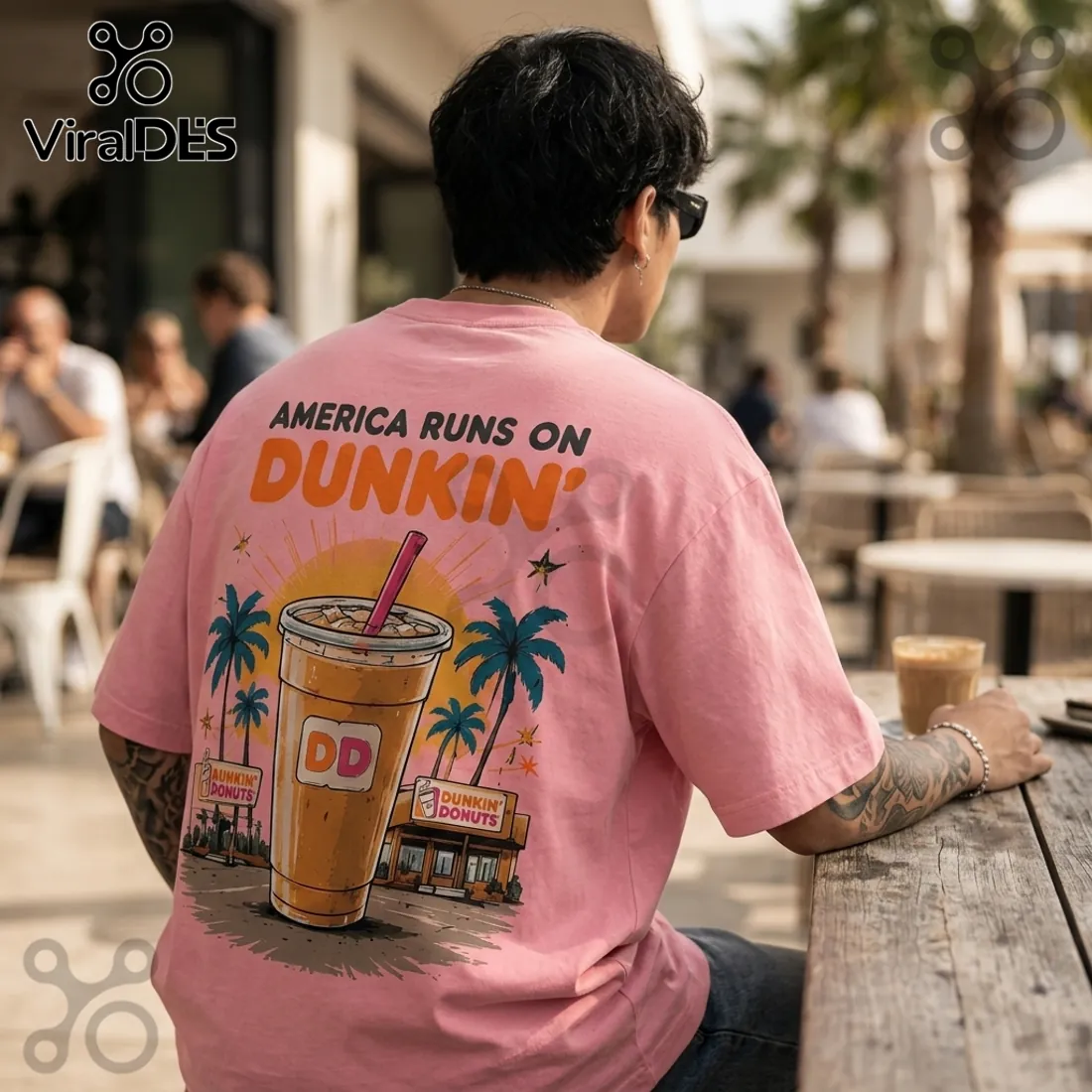 Dunkin Donuts Pink Vintage Mascot T-Shirt Dunkin Donuts Pink Vintage Mascot T-Shirt