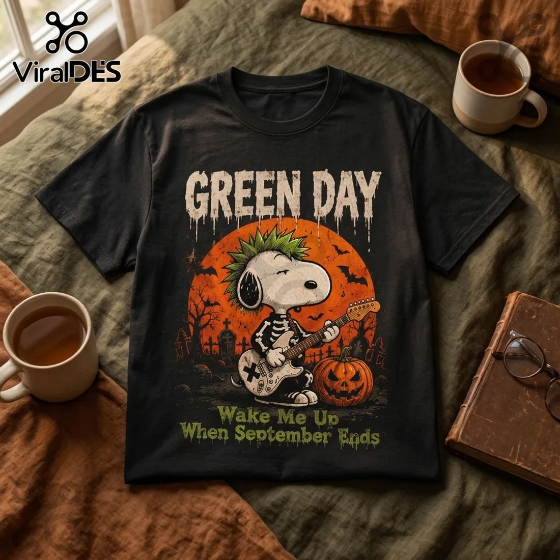 Green Day x Snoopy Halloween Black T-Shirt Green Day x Snoopy Halloween Black T-Shirt