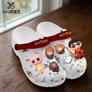 Harry Potter 25th Anniversary Character Crocs With Charms in white featuring Dobby, Harry, and Ron figurines.