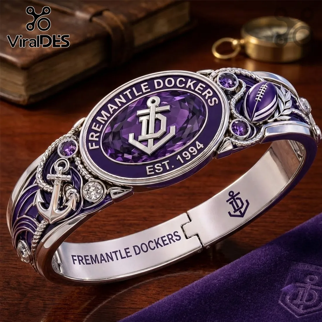 Fremantle Dockers Silver Tone Bracelet Fremantle Dockers Silver Tone Bracelet