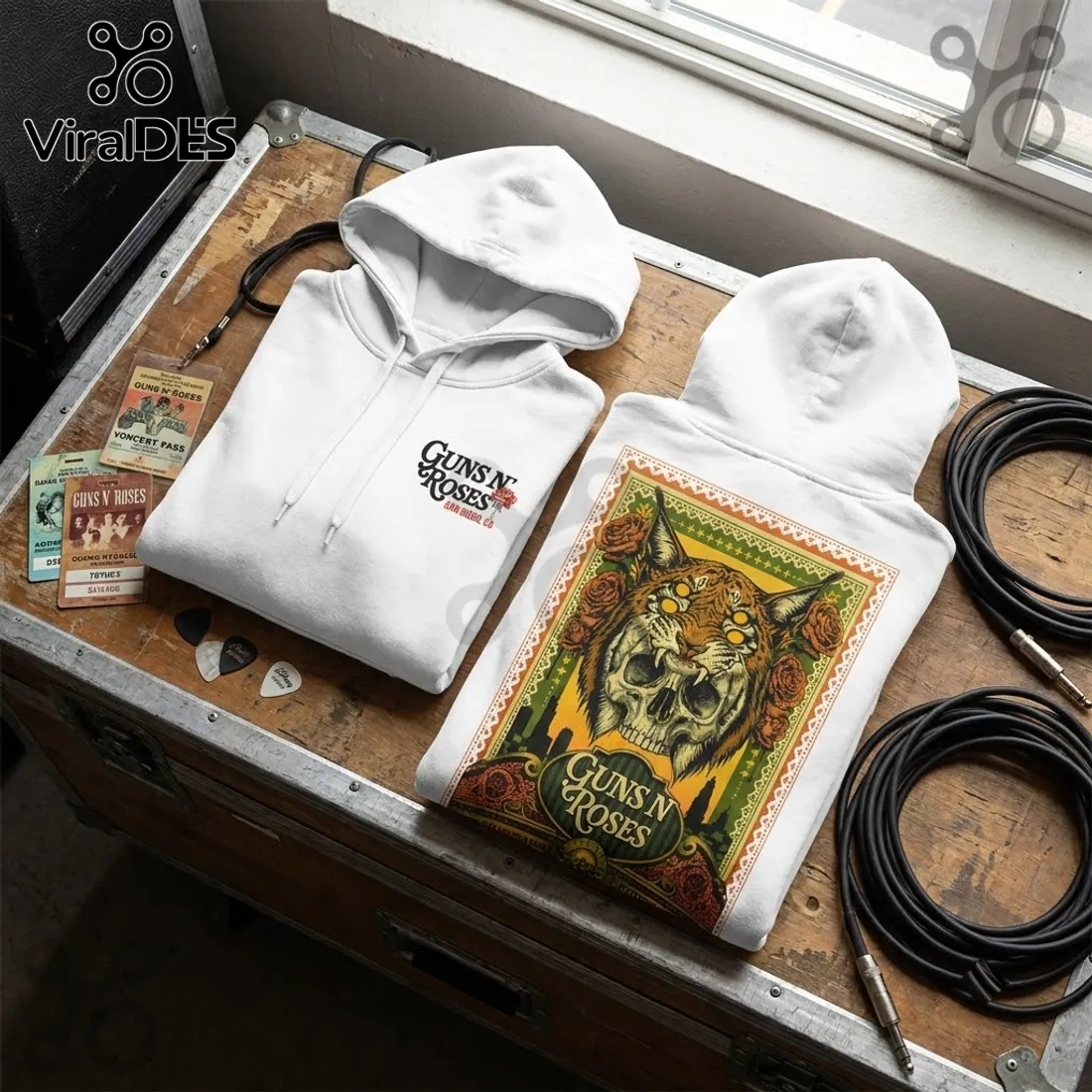 Guns N Roses x The Black Crowes San Diego Tour White Hoodie Guns N Roses x The Black Crowes San Diego Tour White Hoodie